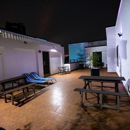 Washington Apartments - Just 25Mins Drive From The Airport Kwashieman Εξωτερικό φωτογραφία
